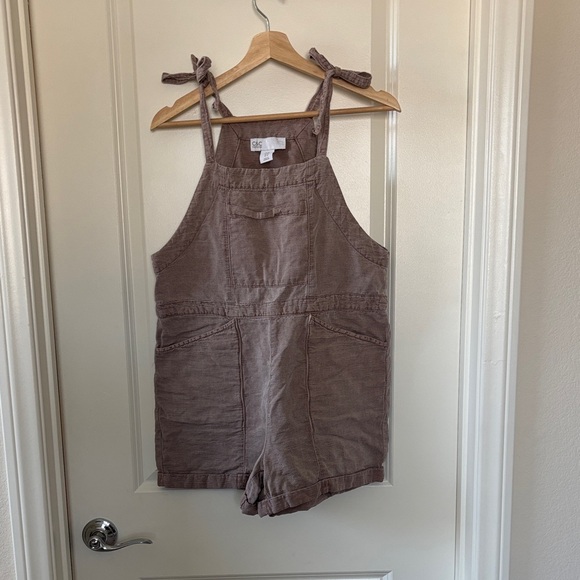 C&C California Tan Linen Apparel - Picture 1 of 4